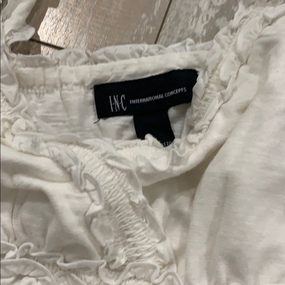 Clothes - Picture 3 of 5
